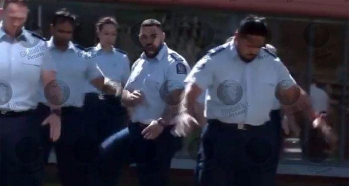 MATT RATANA POLICE HAKA TRIBUTE TO POLICE SGT KILLED BY SUSPECT AT CROYDON CUSTODY CENTRE