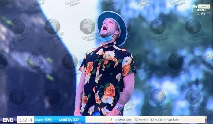 ROB LEWIS-BARMY ARMY CRICKET FAN