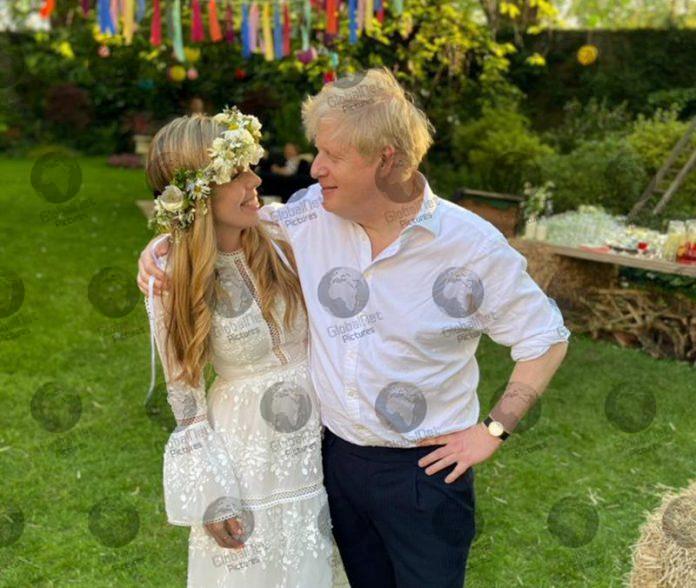 BORIS JOHNSON AND CARRIE SYMONDS WEDDING PHOTO