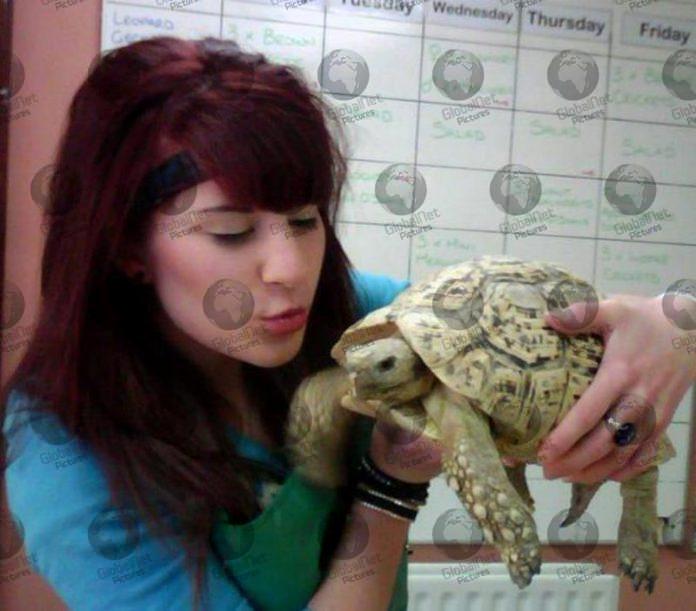 MELISSA LAURIE-MEXICO CROCODILE ATTACK